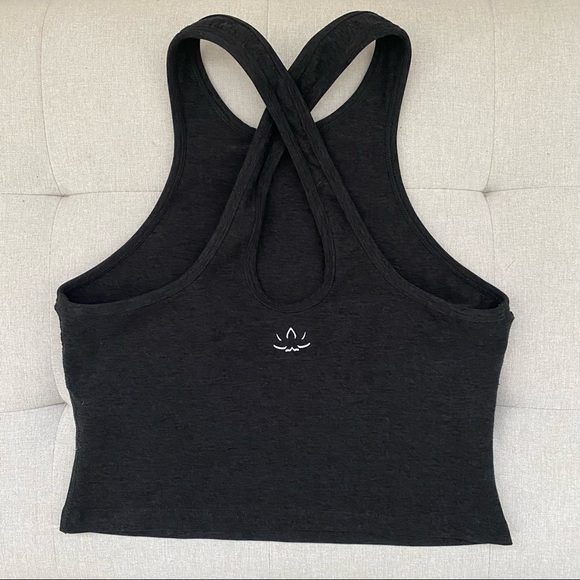 Beyond Yoga Spacedye Studio Cropped Tank Built-in Sports Bra Darkest Night - Picture 7 of 7
